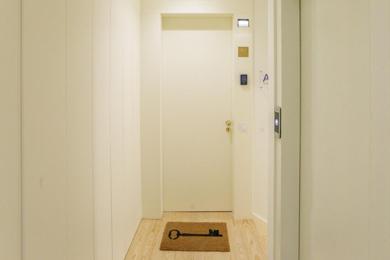 Lovelystay - Taipas Studio With Ac Porto Ngoại thất bức ảnh