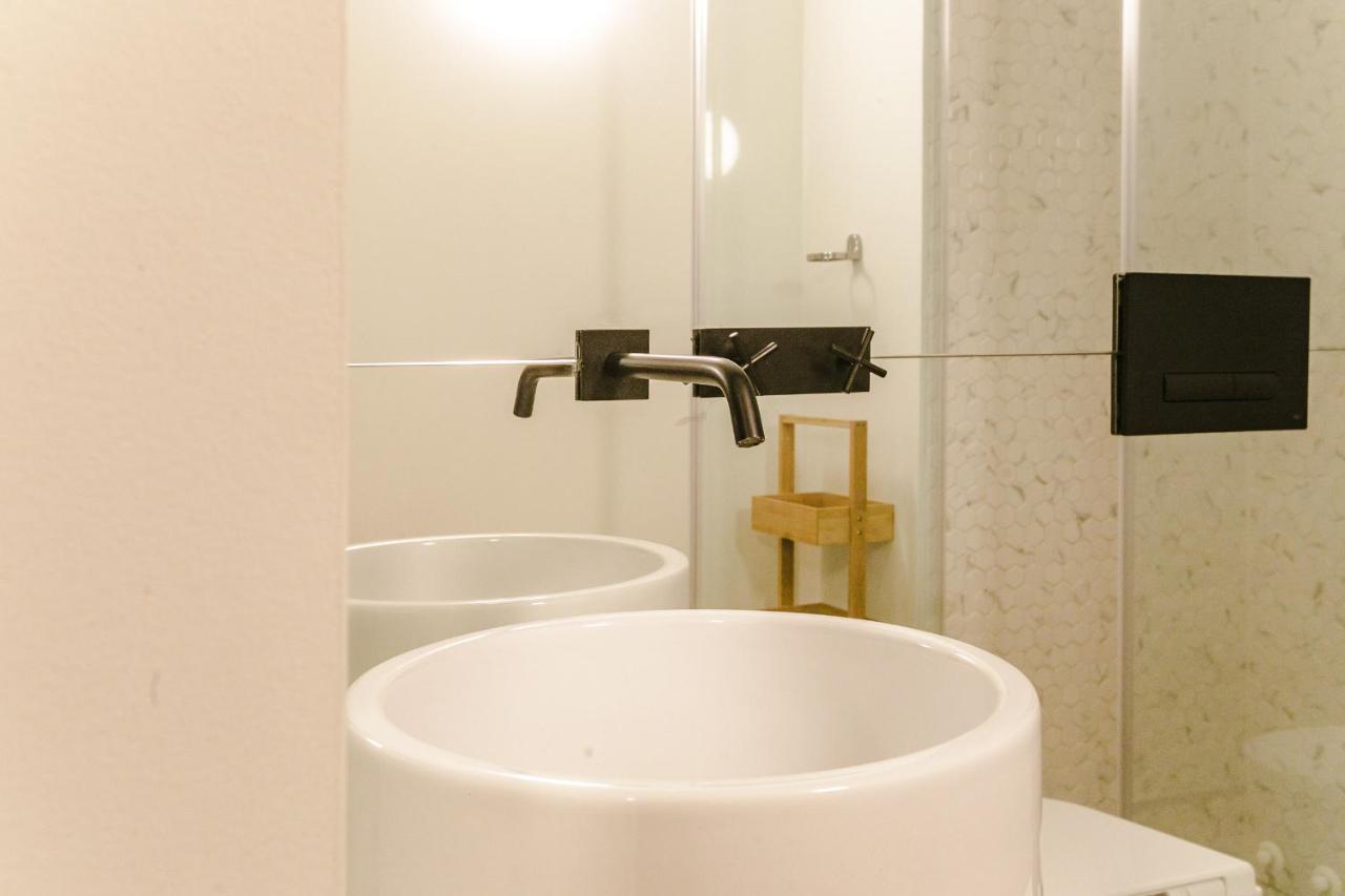 Lovelystay - Taipas Studio With Ac Porto Ngoại thất bức ảnh